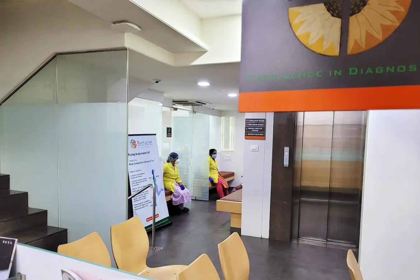 Waiting-area-The-Vein-Center-Malad